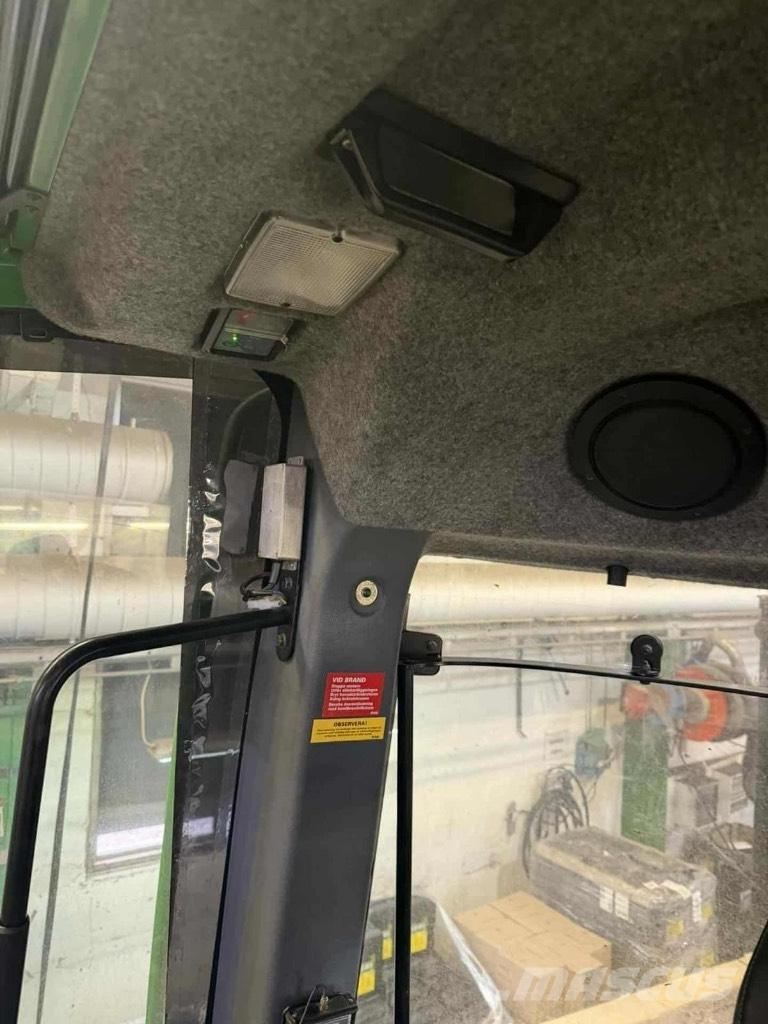 John Deere 1910E Forwarder