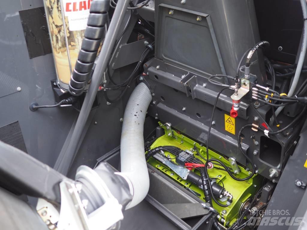 CLAAS Jaguar 860 4WD Trince semoventi