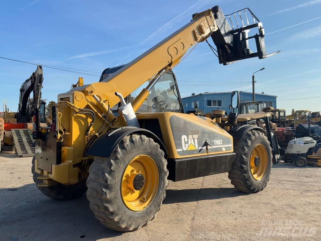CAT TH 62 Sollevatori telescopici per agricoltura