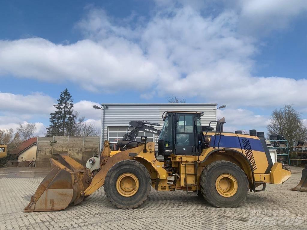 CAT 972 K Pale gommate