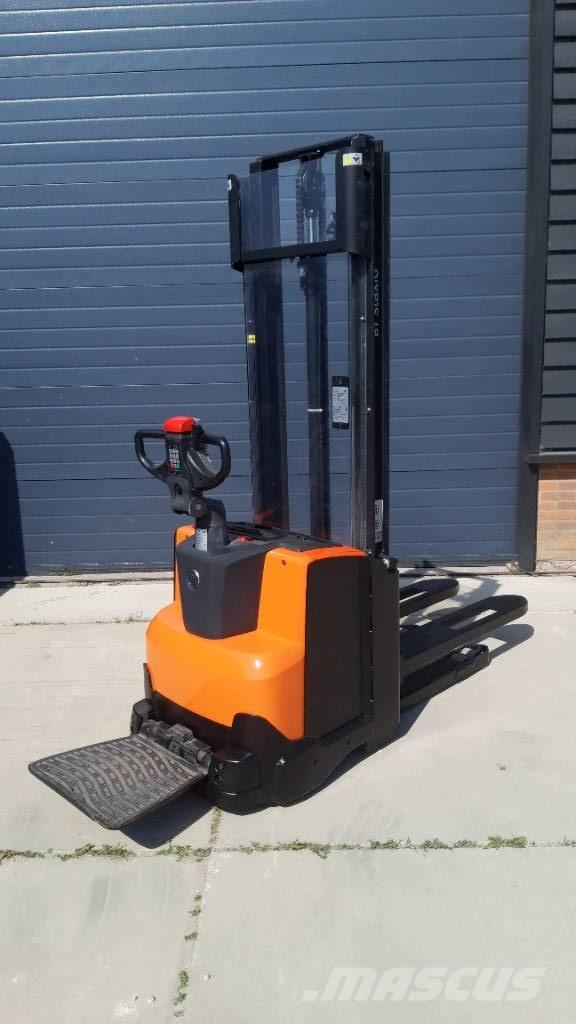 BT SWE 120 Carelli stoccatori  automatici-usati