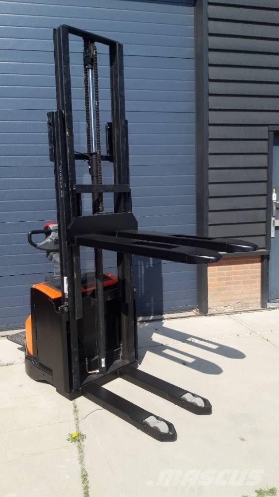 BT SWE 120 Carelli stoccatori  automatici-usati