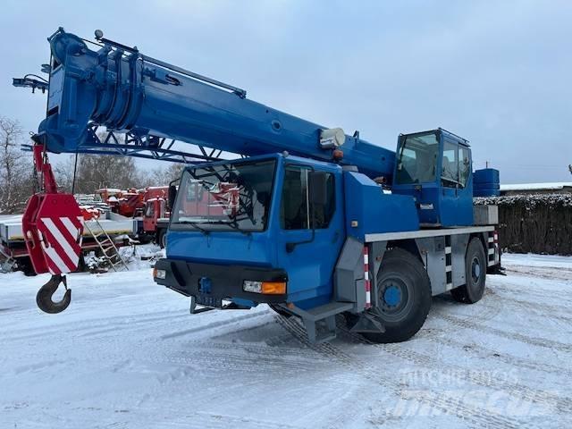 Liebherr LTM 1030-2 Gru per tutti i terreni