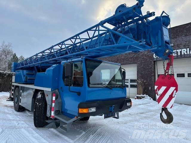Liebherr LTM 1030-2 Gru per tutti i terreni