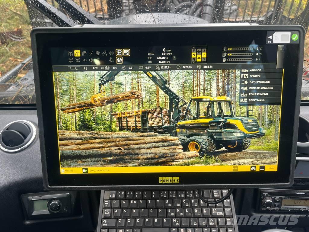 Ponsse Buffalo 8W Forwarder