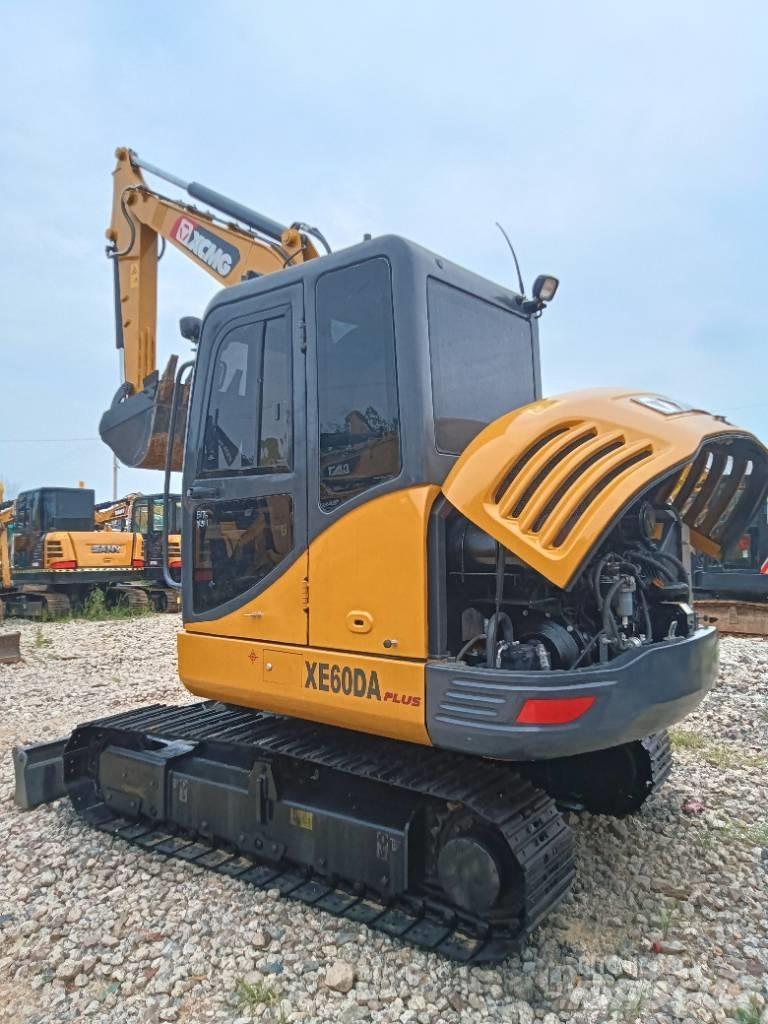 XCMG XE 60 DA Miniescavatori