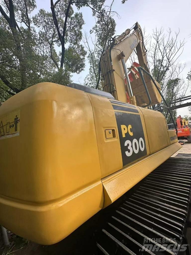 Komatsu PC 300 Escavatori cingolati