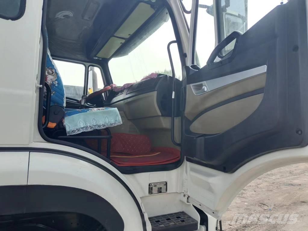 Sinotruk HOWO 371hp Motrici e Trattori Stradali