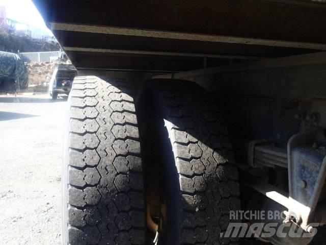 International 4300 Camion cassonati
