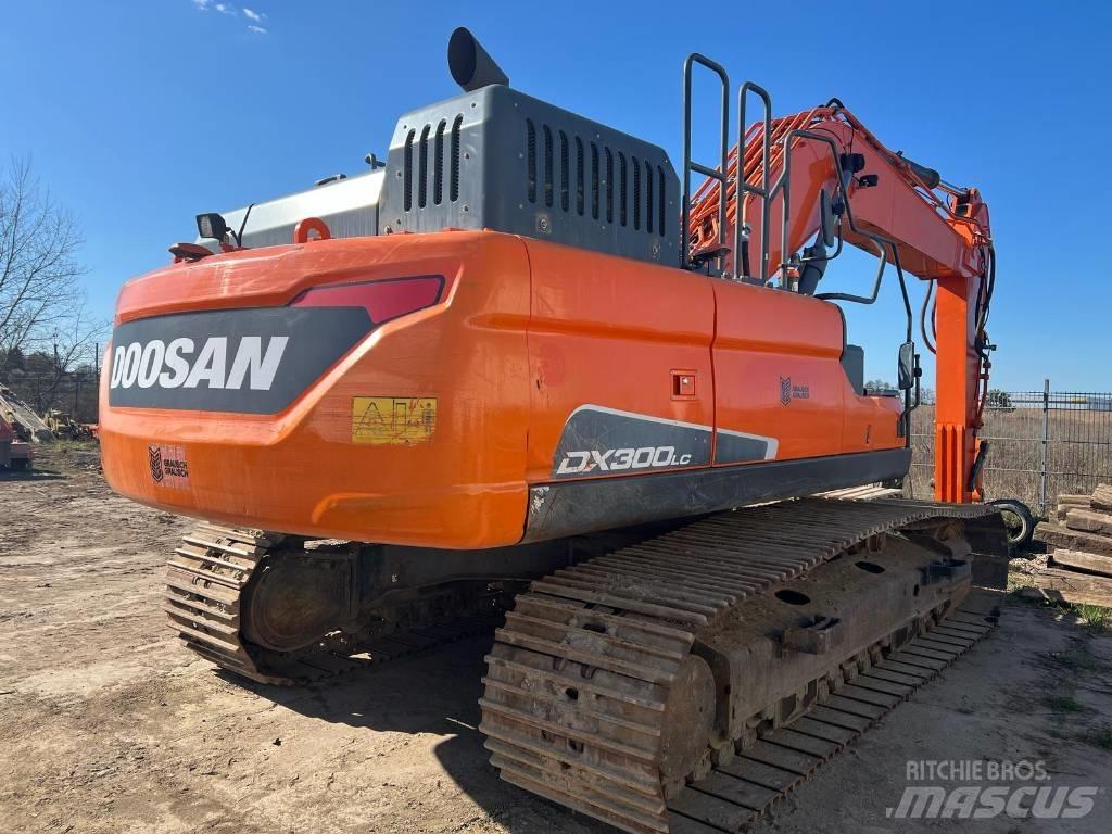 Doosan DX 300 LC-5 Escavatori cingolati
