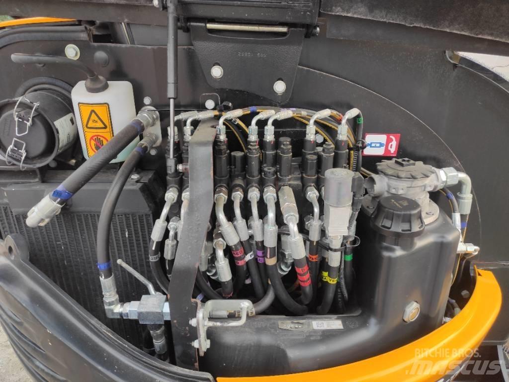 JCB 8026 CTS Miniescavatori