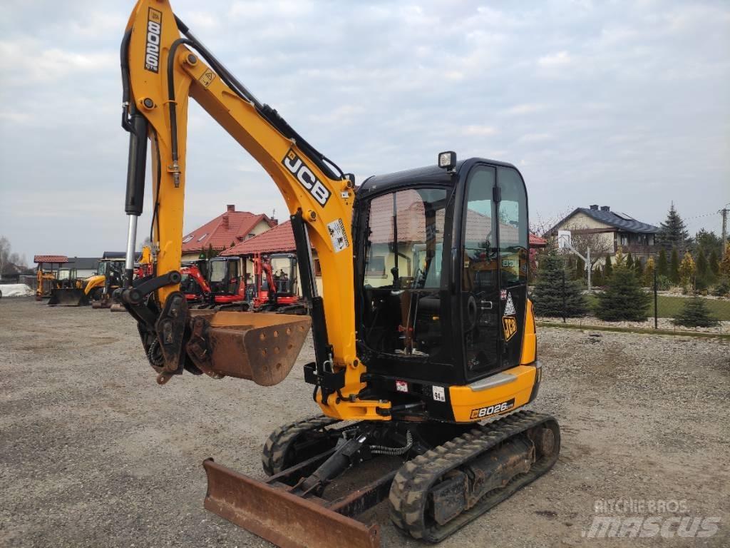 JCB 8026 CTS Miniescavatori
