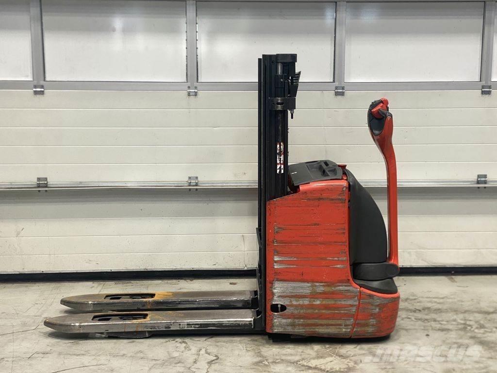 Linde L12 I Transpallet uomo a terra