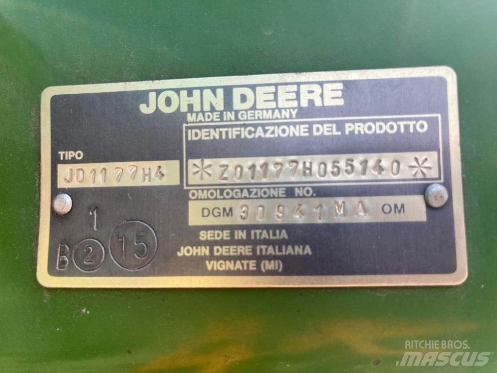 John Deere 1177 Mietitrebbiatrici