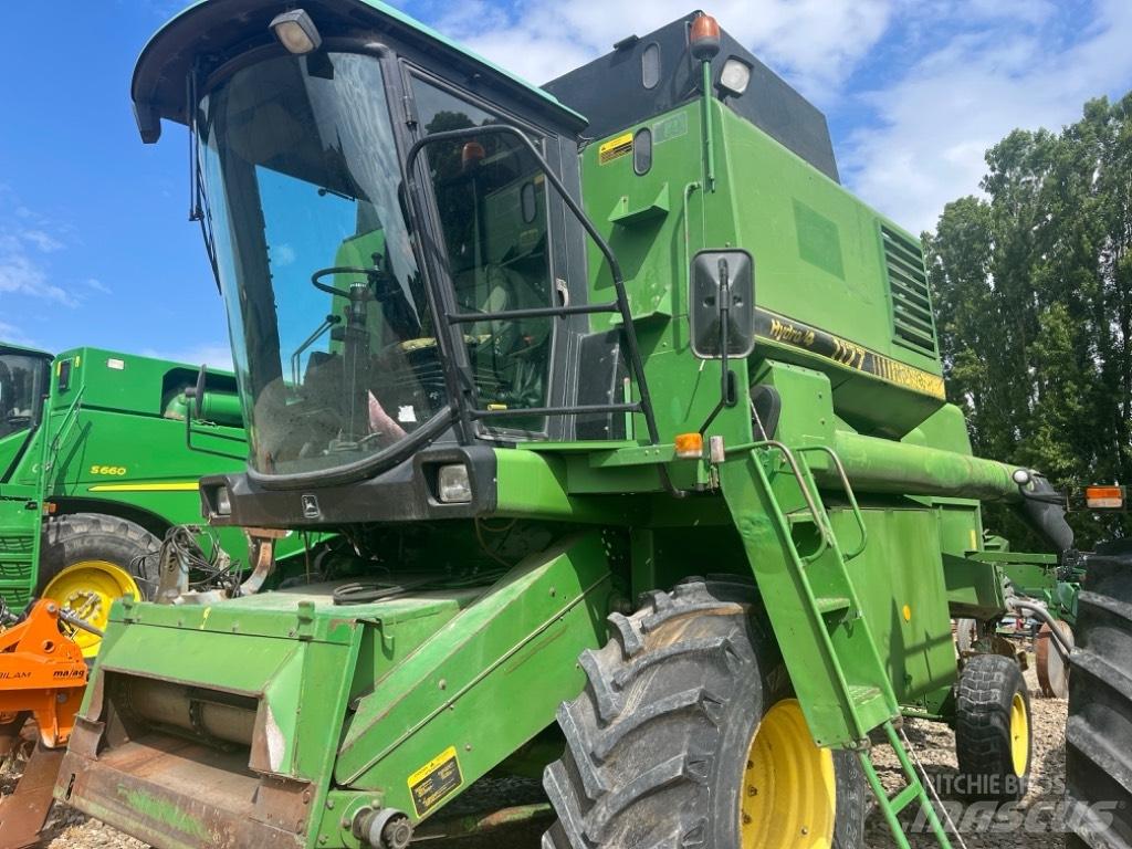 John Deere 1177 Mietitrebbiatrici