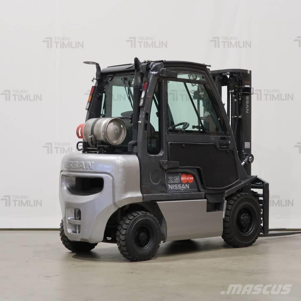 Nissan U1D2A25LO Carrelli elevatori GPL