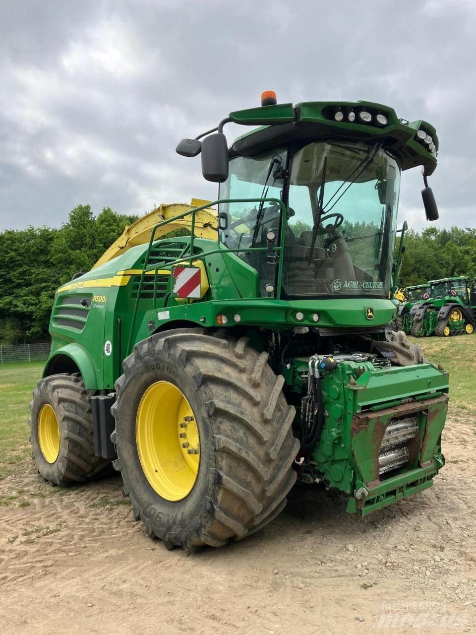 John Deere 8500 Trince semoventi