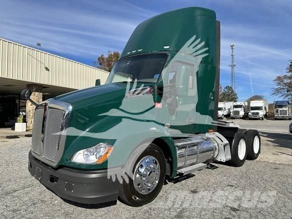 Kenworth T680 Motrici e Trattori Stradali