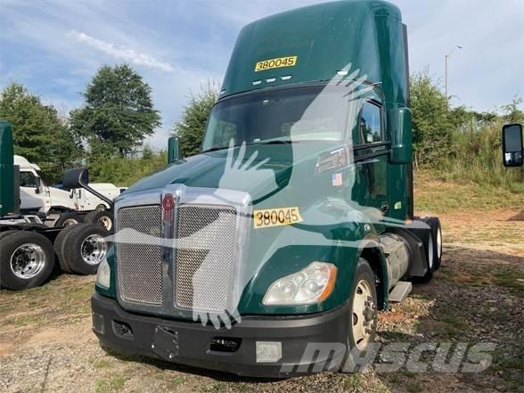 Kenworth T680 Motrici e Trattori Stradali