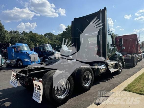Kenworth T680 Motrici e Trattori Stradali