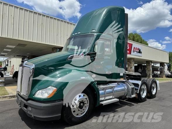 Kenworth T680 Motrici e Trattori Stradali