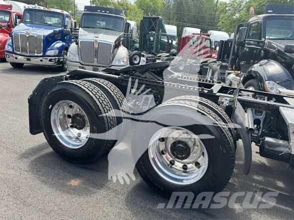Kenworth T680 Motrici e Trattori Stradali