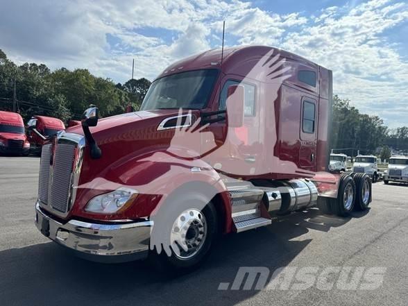 Kenworth T680 Motrici e Trattori Stradali