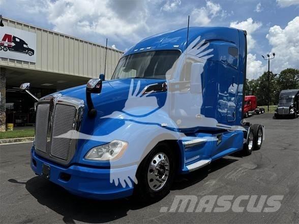 Kenworth T680 Motrici e Trattori Stradali