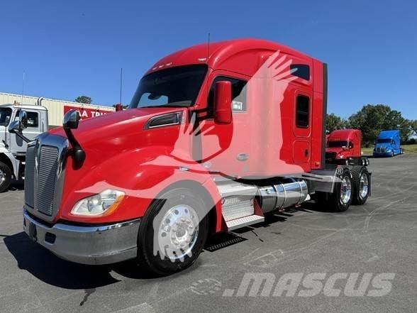 Kenworth T680 Motrici e Trattori Stradali