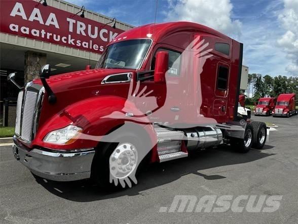 Kenworth T680 Motrici e Trattori Stradali