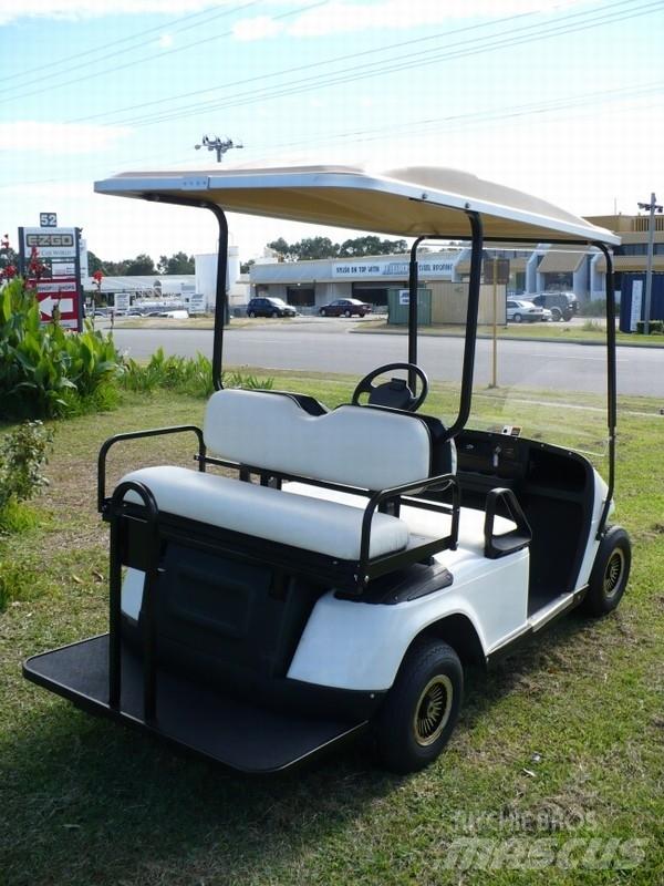 E-Z-GO TXT Golf cart
