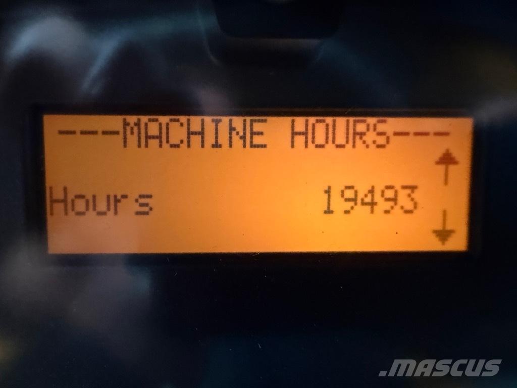 Volvo L 120 E Pale gommate