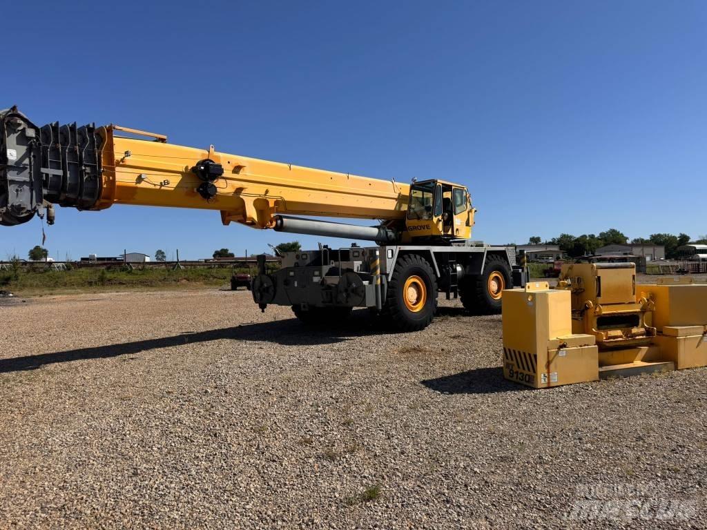 Grove RT 9130 E Gru per terreni difficili