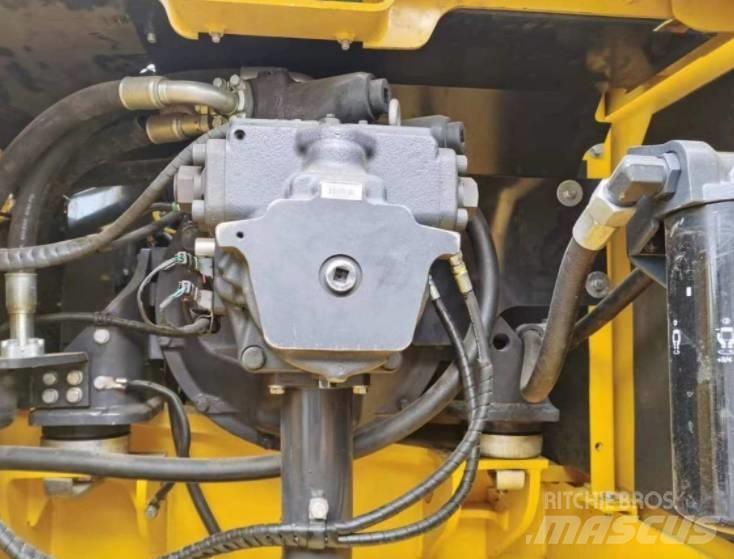 Komatsu 360-7 Escavatori cingolati