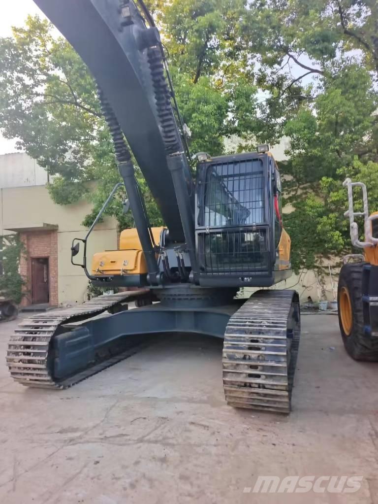 Hyundai 305 LC-9T Escavatori cingolati