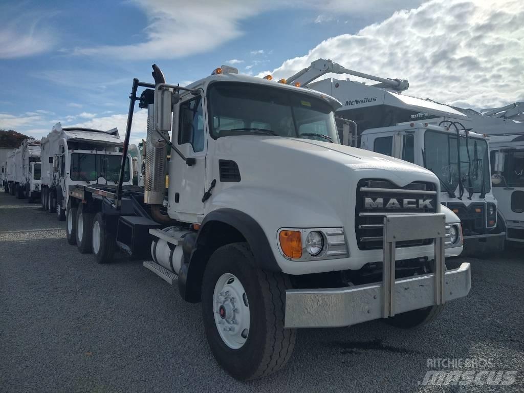 Mack Granite Camion dei rifiuti