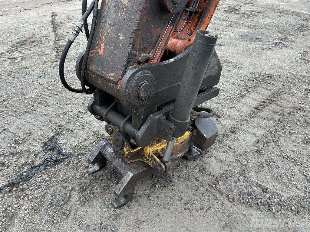 Hitachi ZX210LC-3 Escavatori cingolati