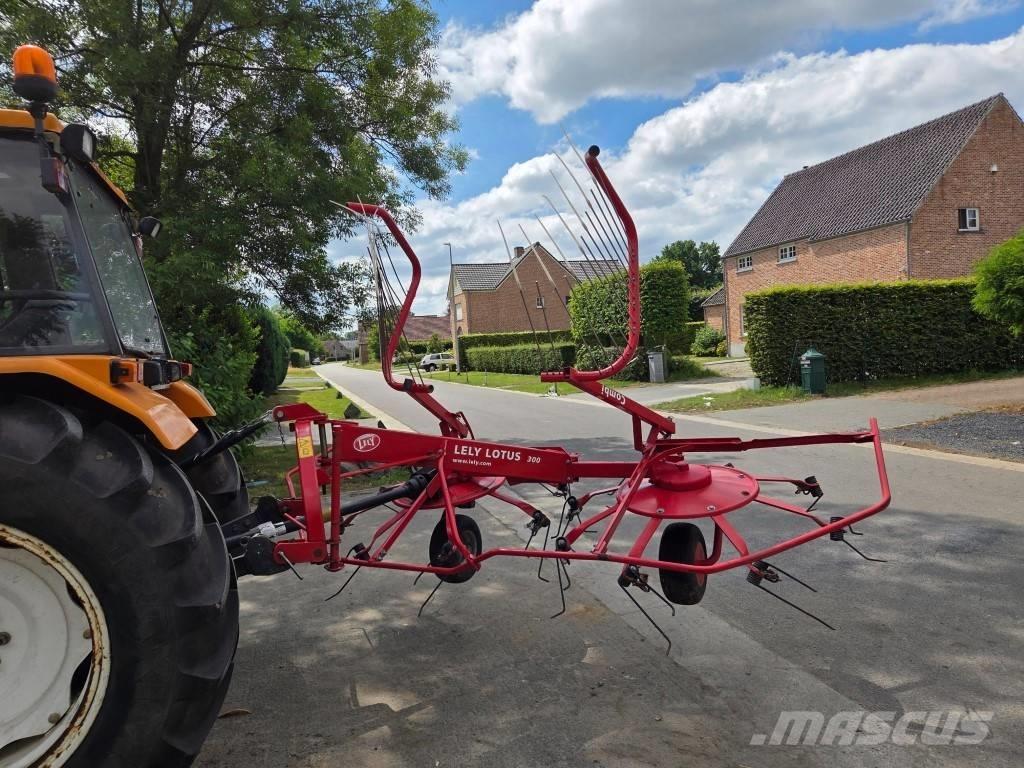 Lely Lotus 300 Combi Ranghinatori