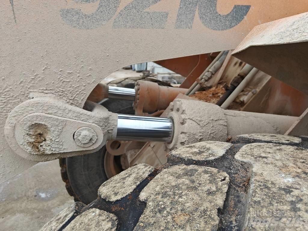 CASE 921 C Pale gommate