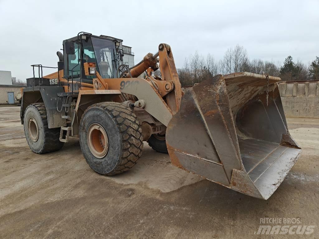 CASE 921 C Pale gommate