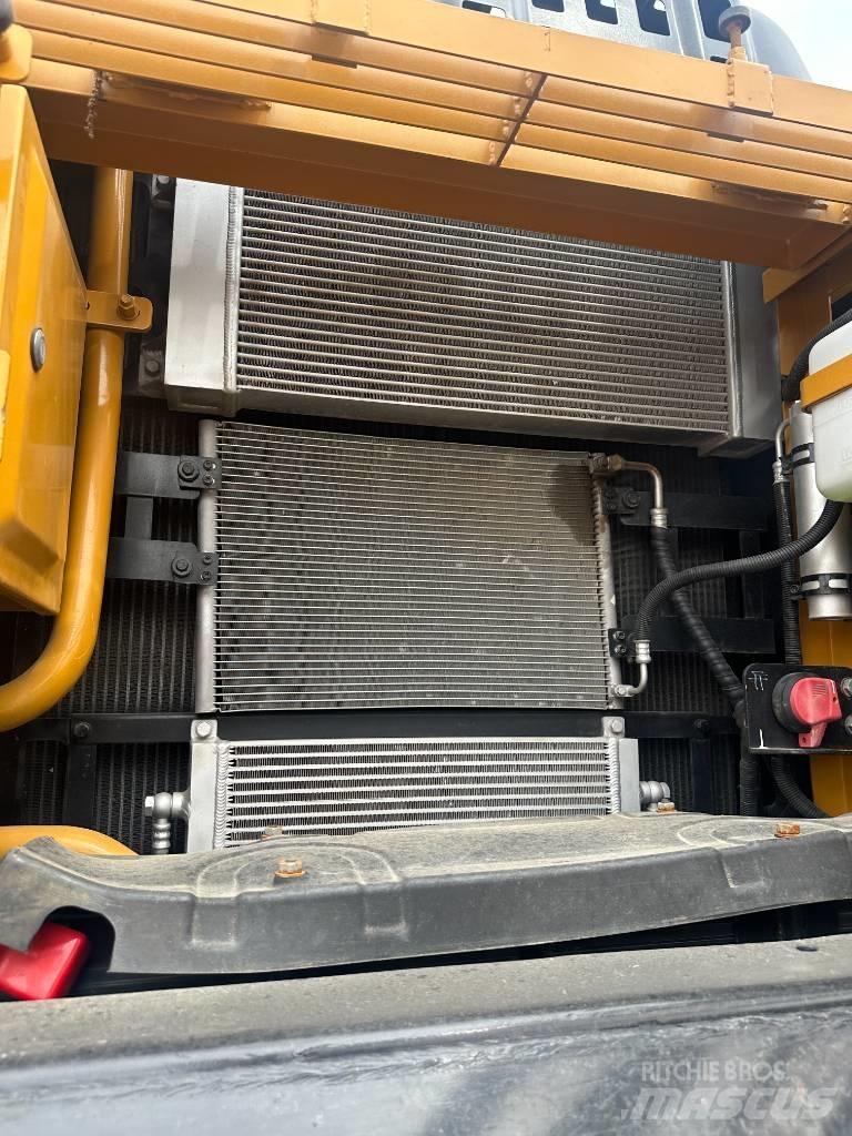 Sany SY245C Escavatori medi 7t - 12t