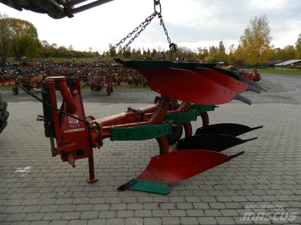 Kverneland 3 Aratri reversibili