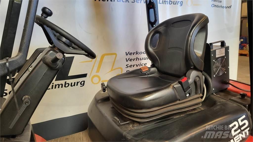  EFL253 2023 Carrelli elevatori elettrici