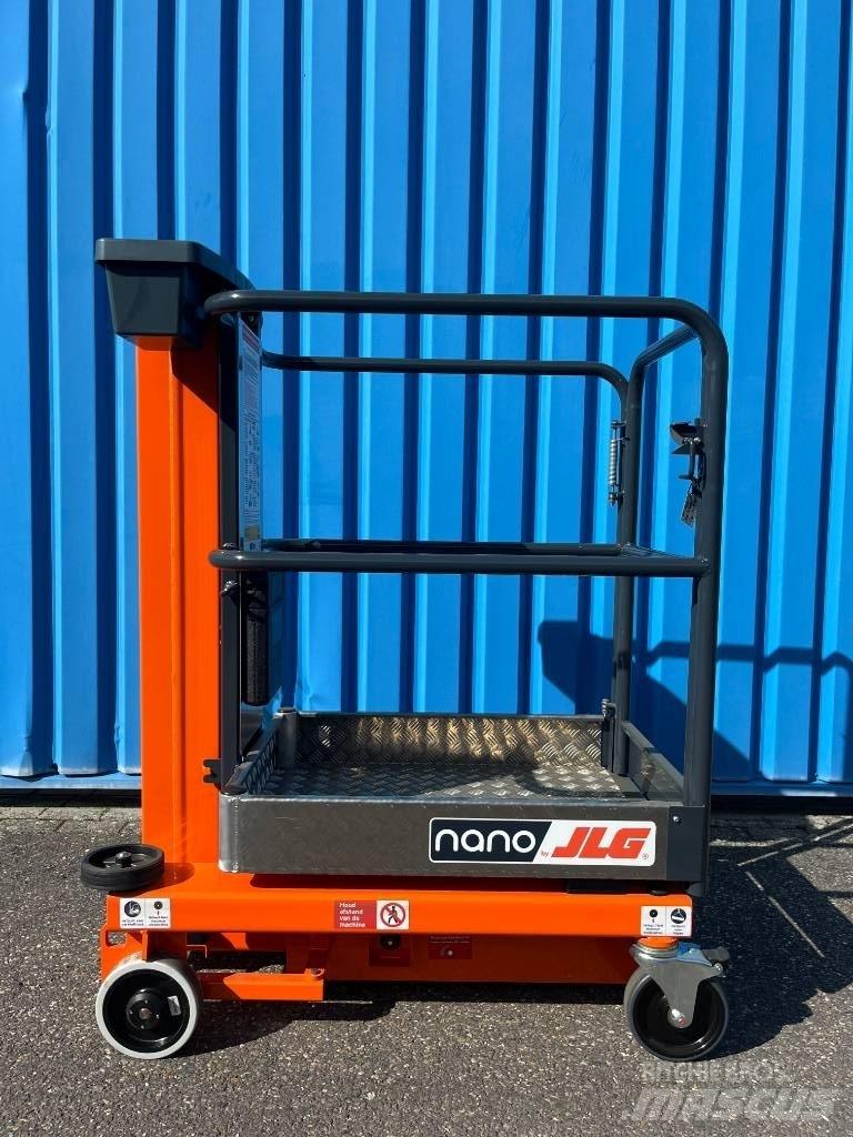 JLG Nano Sollevatori verticali