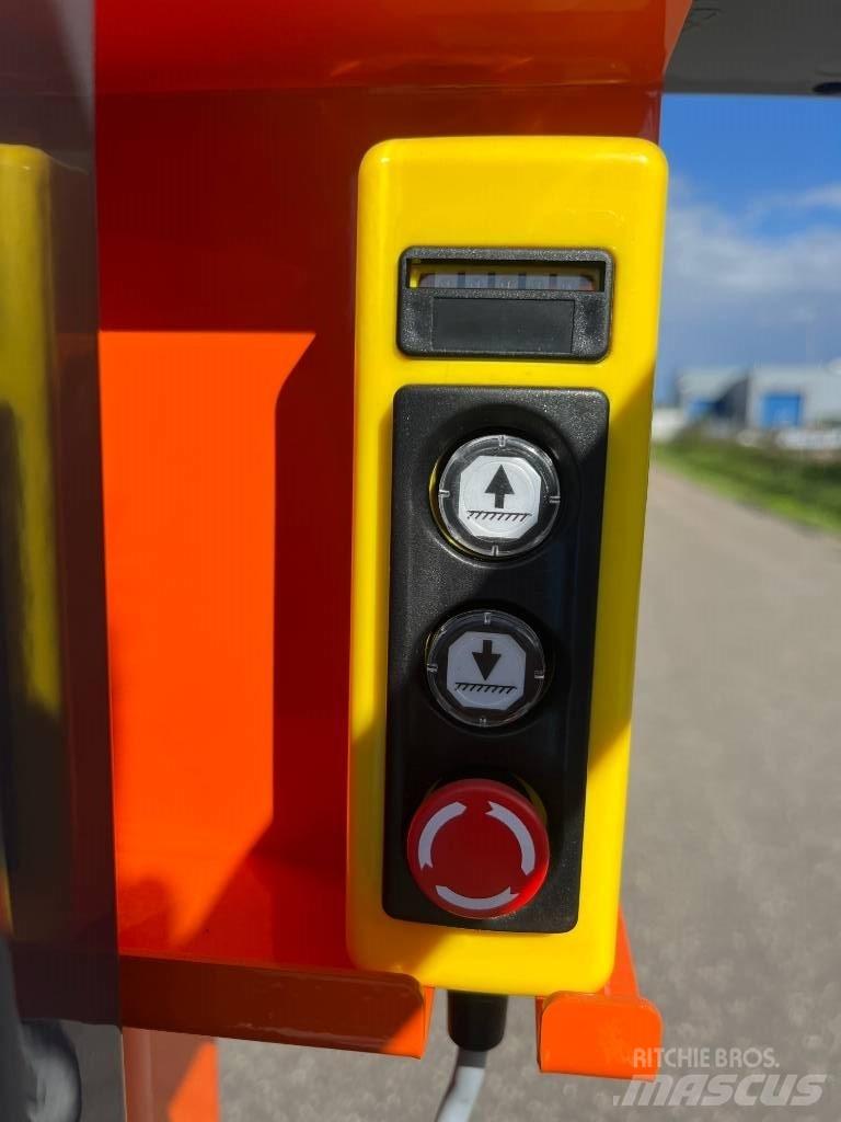 JLG Nano Sollevatori verticali