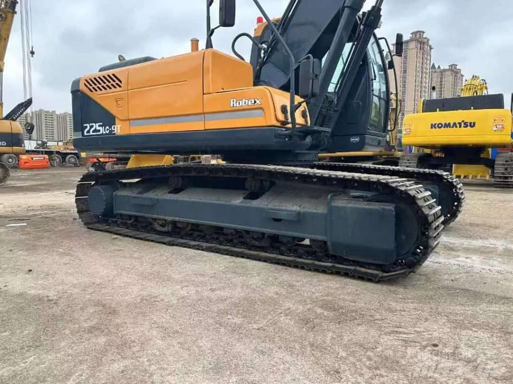 Hyundai 225LC-9T Escavatori cingolati
