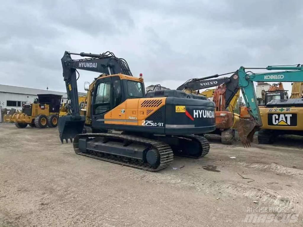 Hyundai 225LC-9T Escavatori cingolati