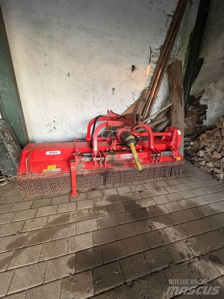Maschio Bufalo 280 Falciatrici/cimatrici per pascoli