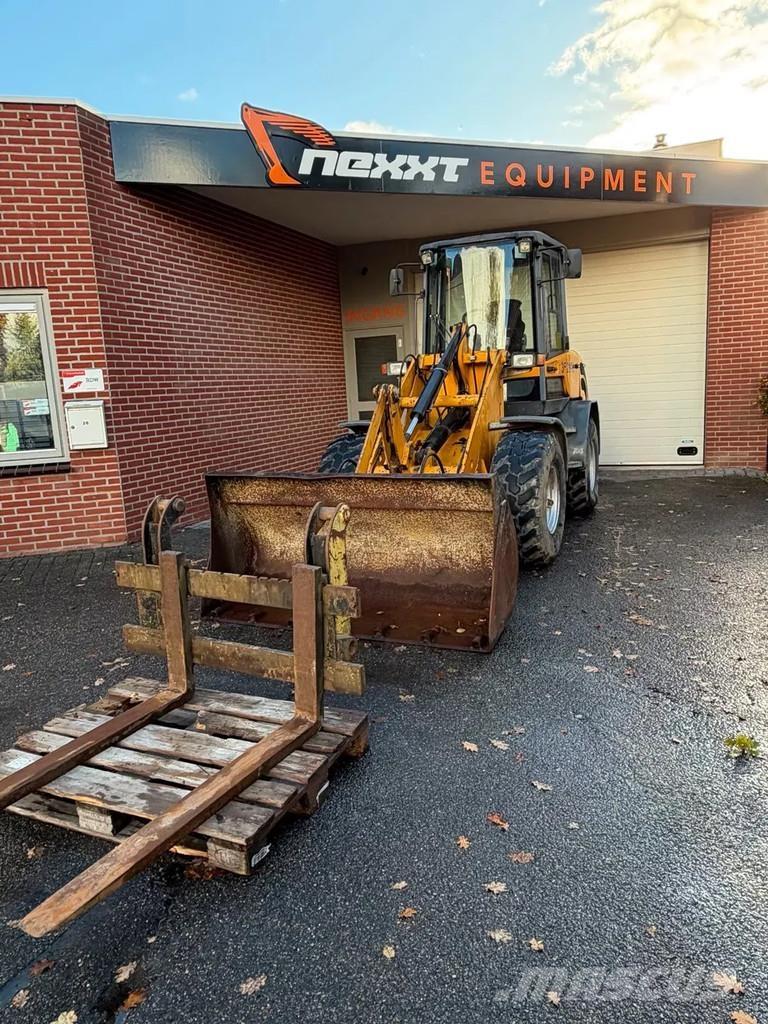 Terex TL 80 Pale gommate