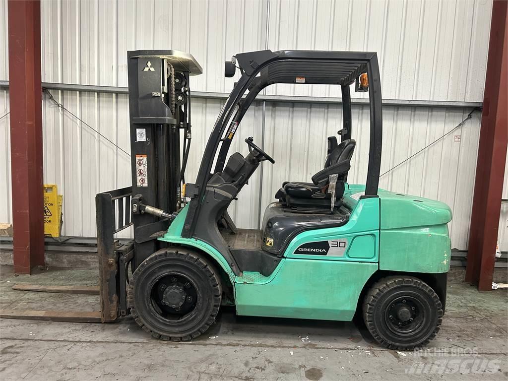 Mitsubishi FD30NT Carrelli elevatori diesel